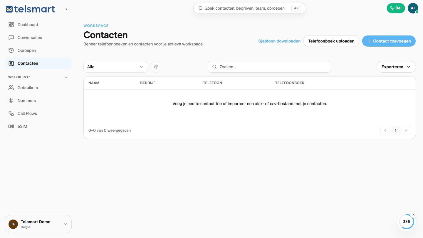 De contacten-pagina met de opties Sjabloon downloaden en Telefoonboek uploaden.